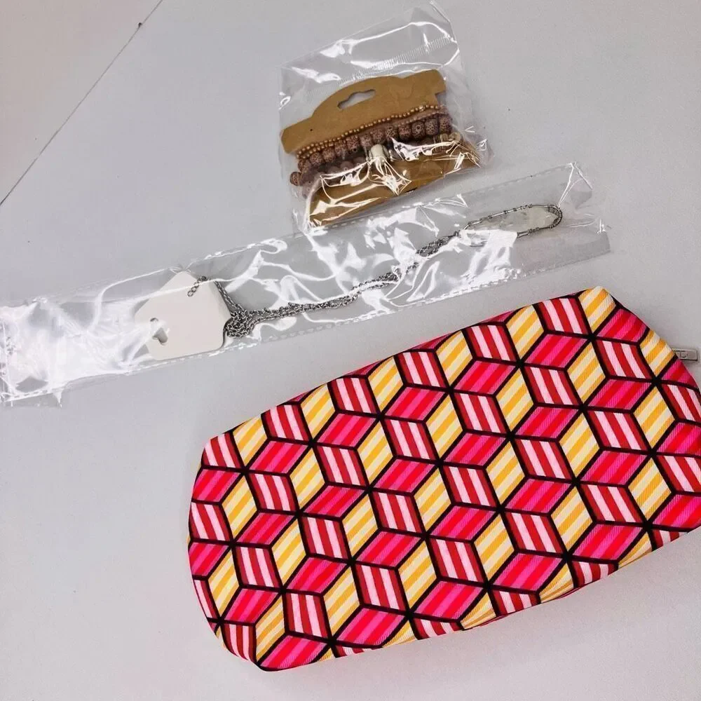 Clinique Geometric Pouch Silver Necklace & Wooden Bracelet Bundle